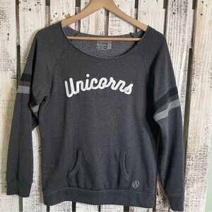 North & Acrux Retro Sweatshirt Top “Unicorns” Women’s Size Medium Gray Wide Neck